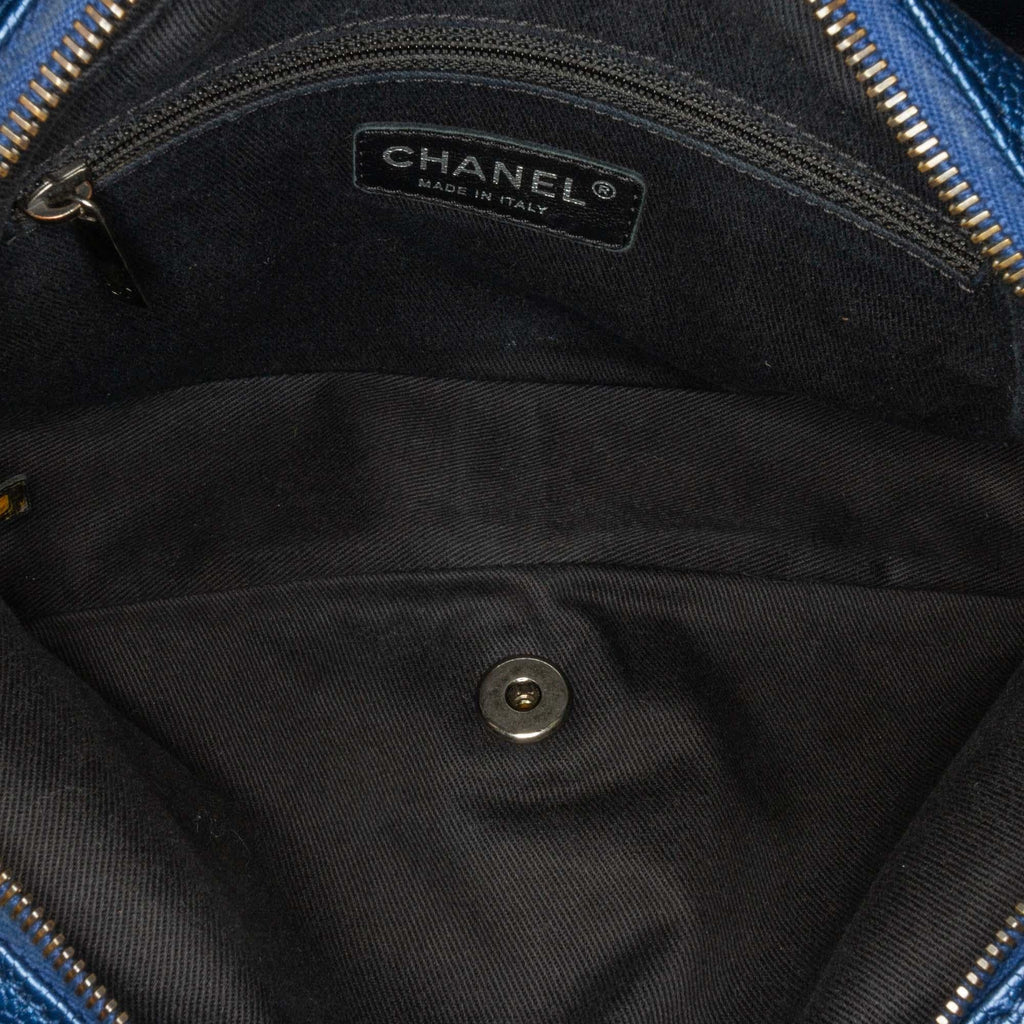 Chanel Medium Quilted Iridescent Caviar Easy Flap