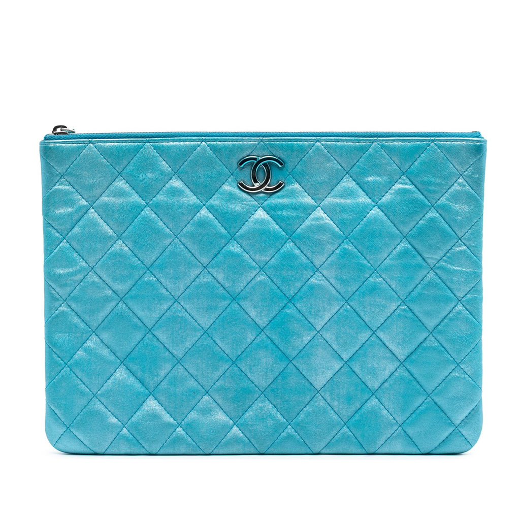 Chanel Medium Quilted Iridescent Lambskin O Case Clutch