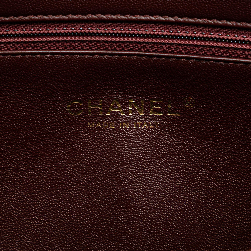 Chanel Medium Quilted Lambskin Diamond CC Flap