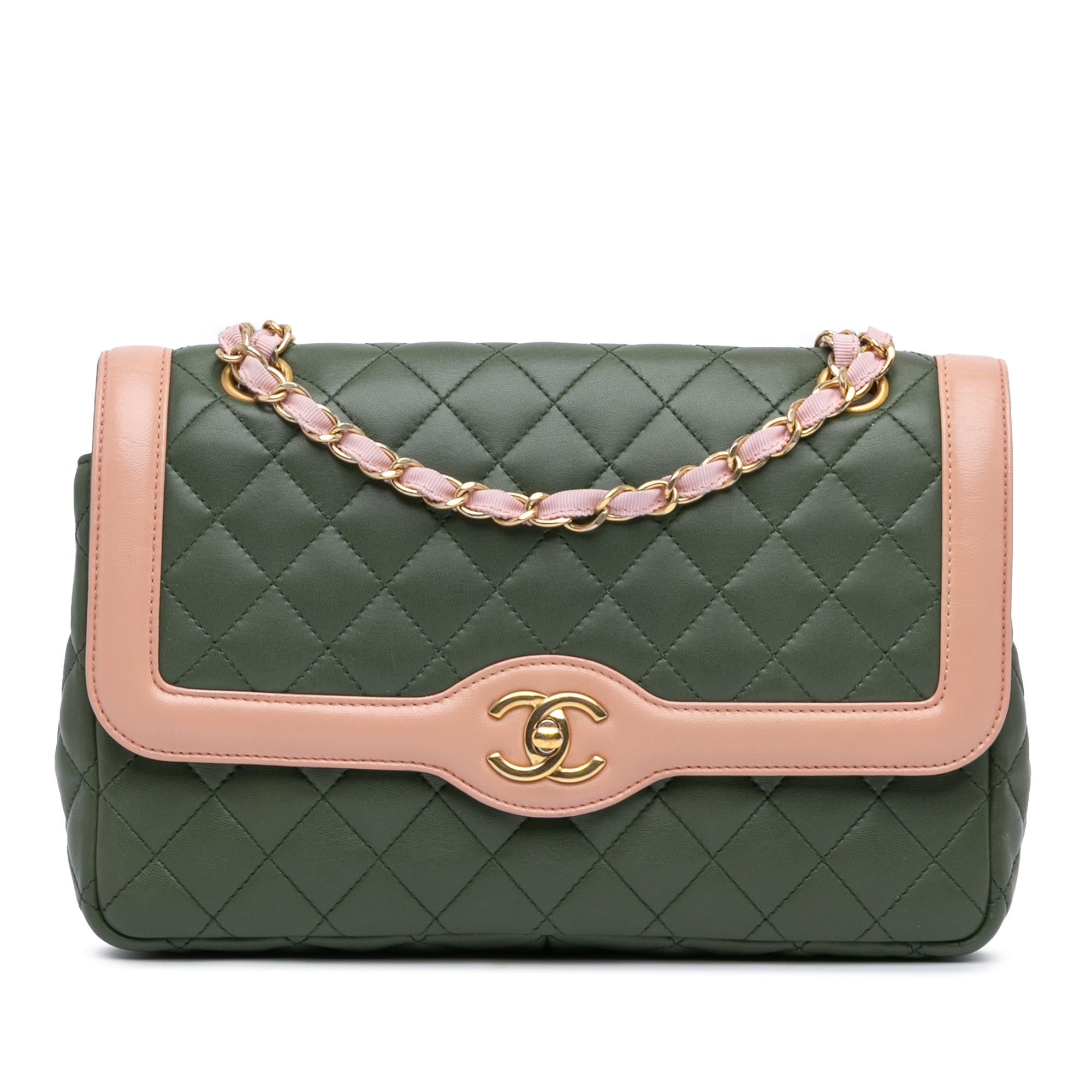 Chanel Medium Quilted Lambskin Two-Tone Day Flap (SHG-iv4oiK)