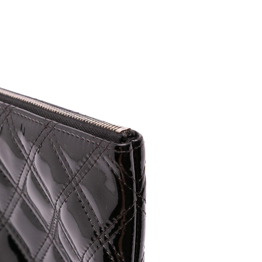 Chanel Medium Quilted Patent O Case Clutch