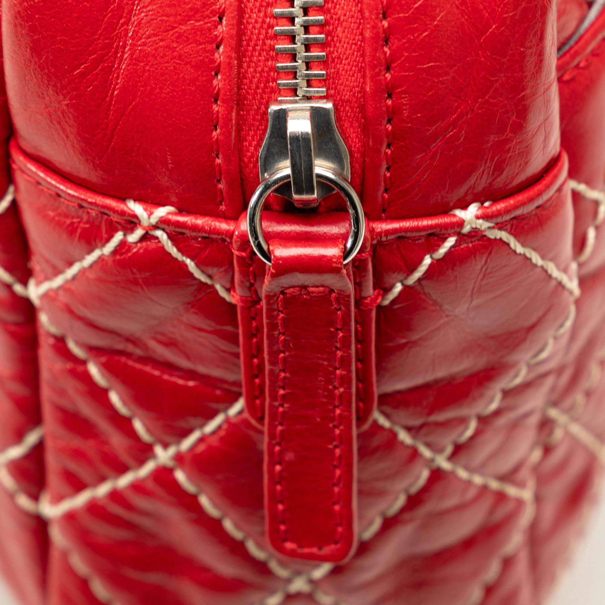 Chanel Medium Quilted Reissue Camera Bag (SHG-OpYKQa)