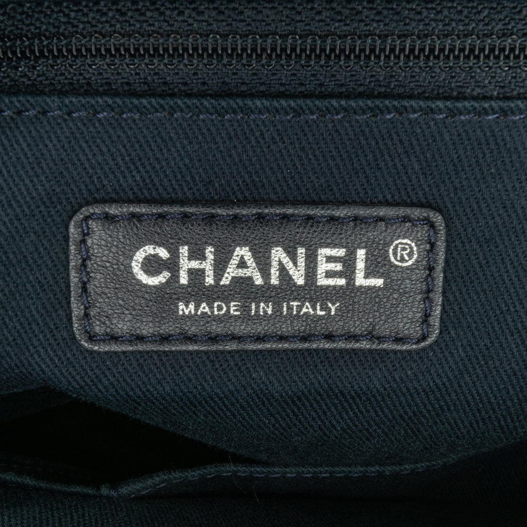 Chanel Medium Raffia Deauville Satchel (SHG-Vr6eIX)