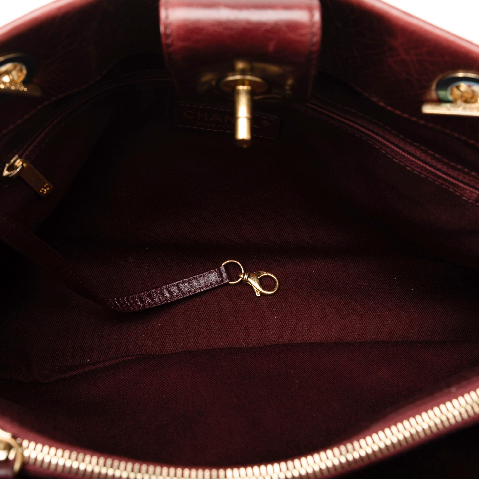 Chanel Medium Soft Elegance Tote (SHG-CX6XV7)