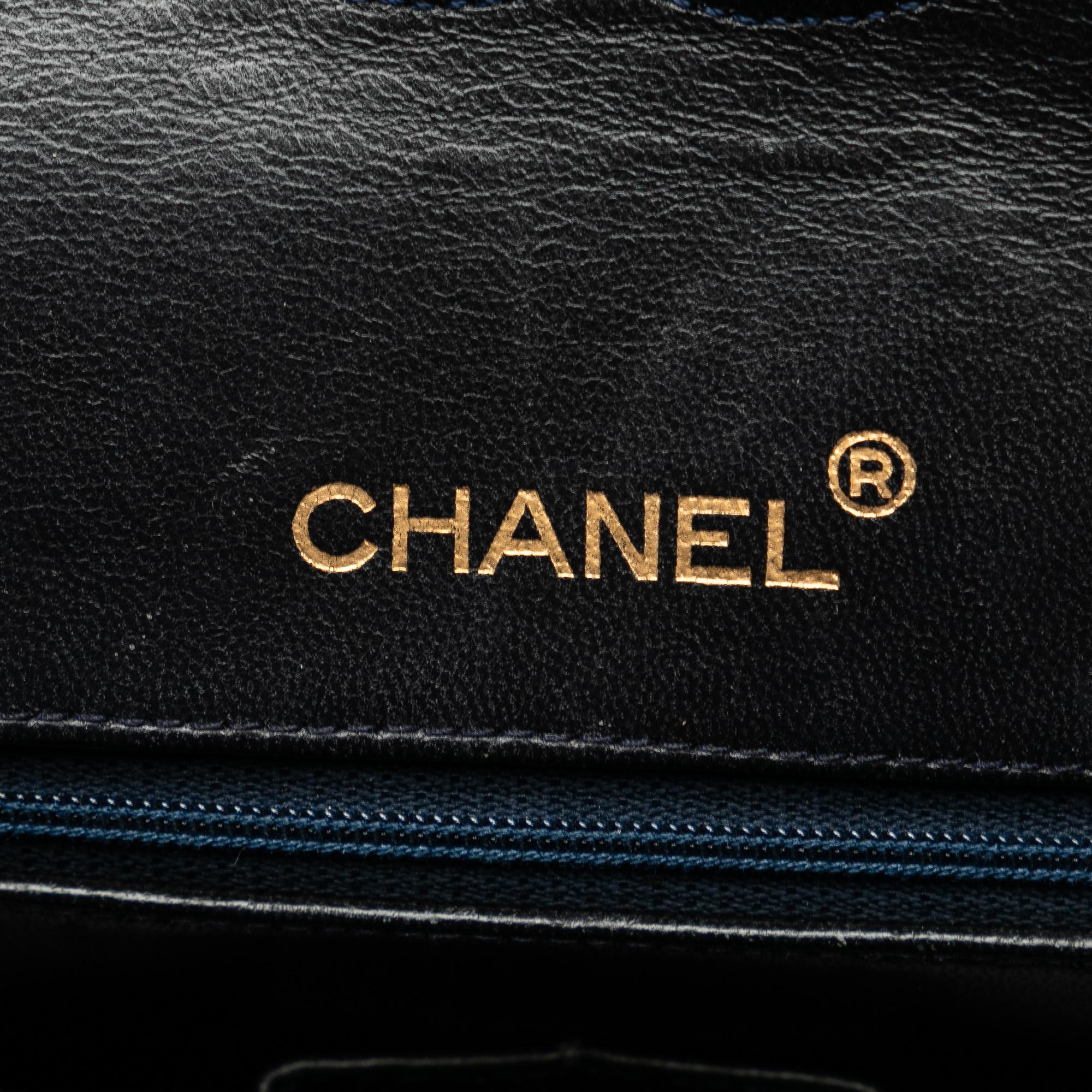 Chanel Medium Tall Classic Lambskin Double Flap (SHG-GtveFH)