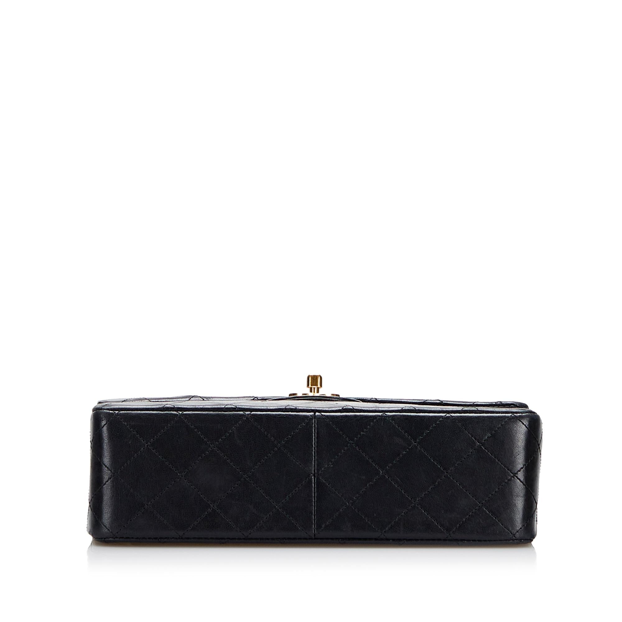 Chanel Medium Tall Classic Lambskin Double Flap (SHG-mGpVGD)