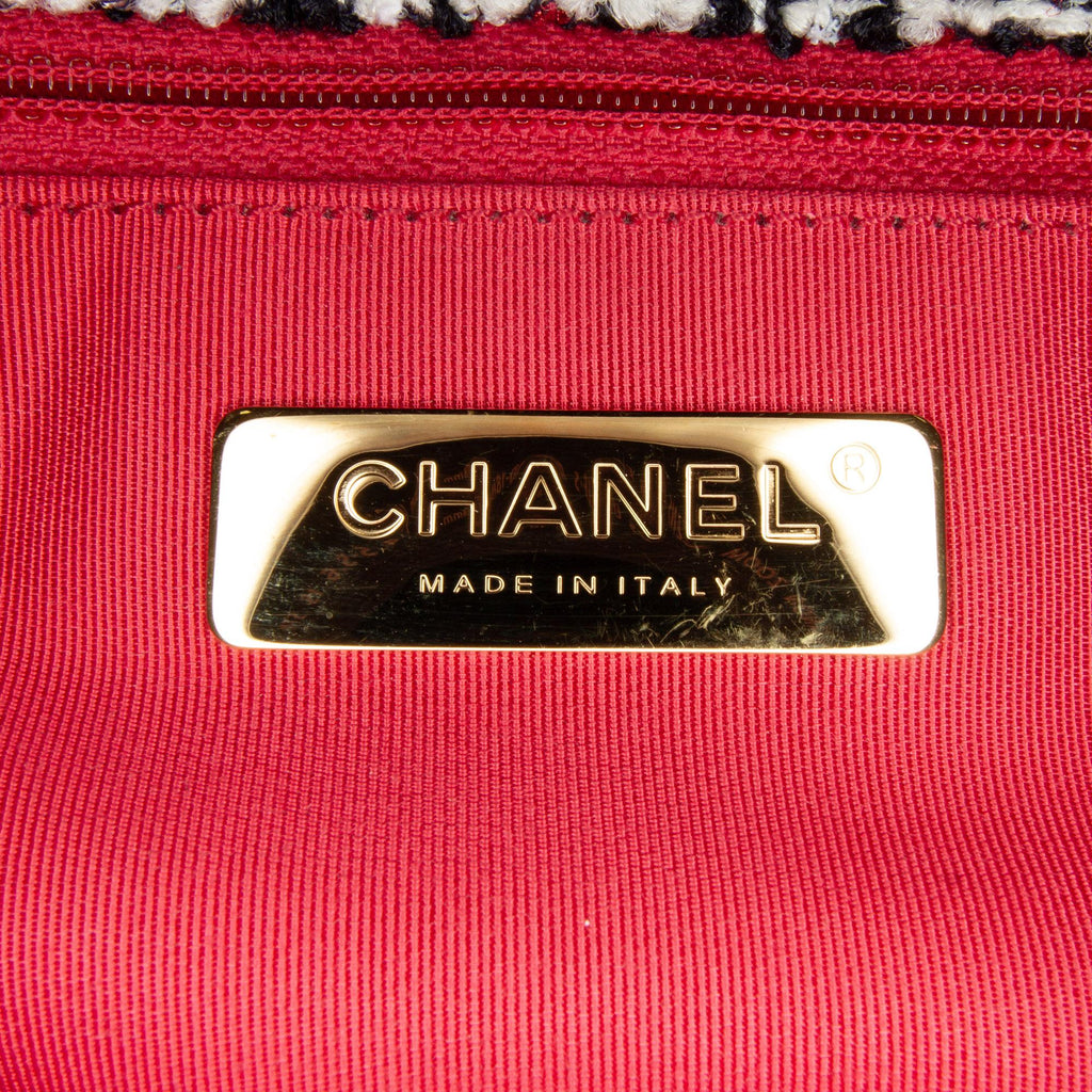 Chanel Medium Tweed 19 Flap Bag (SHG-cPJBQB)