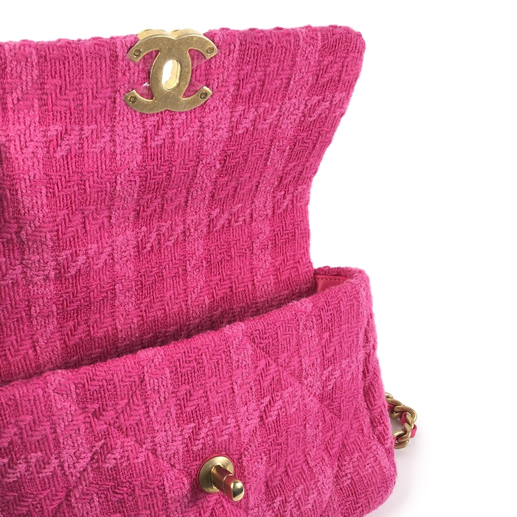 Chanel Medium Tweed 19 Flap (SHG-njtjMw)