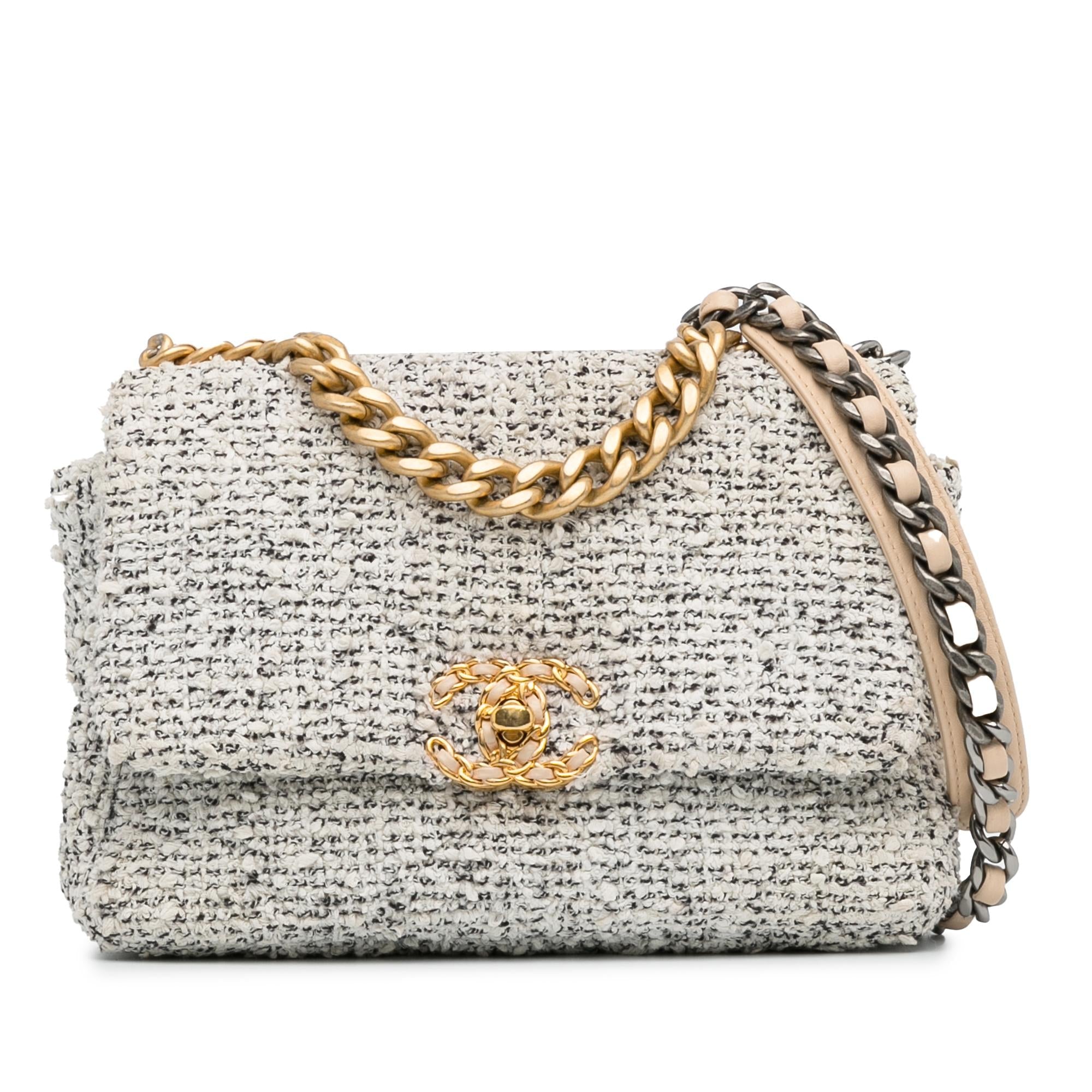 Chanel Medium Tweed 19 Flap (SHG-GKU36x)