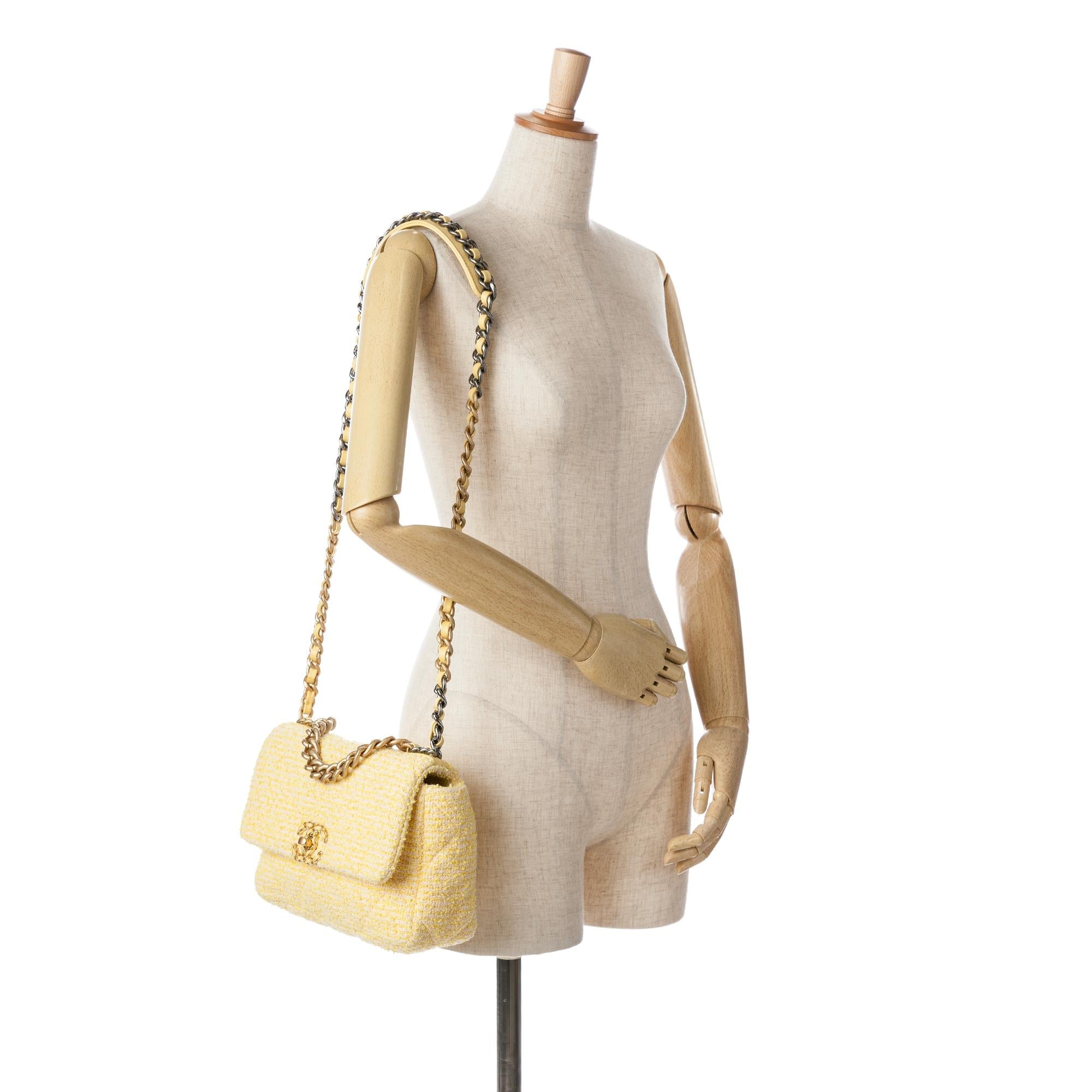 Chanel Medium Tweed 19 Flap