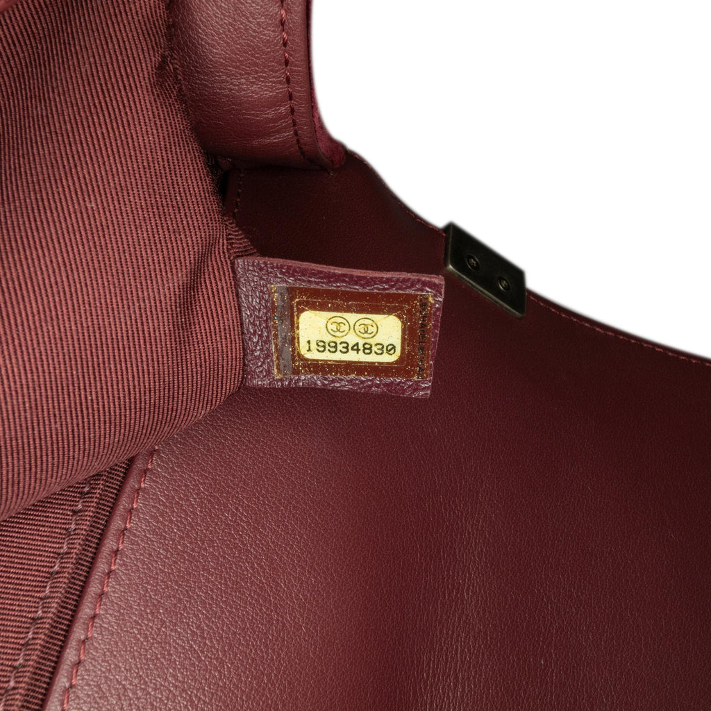 Chanel Medium Velvet Stitched Boy Flap Bag (SHG-4iiamX)
