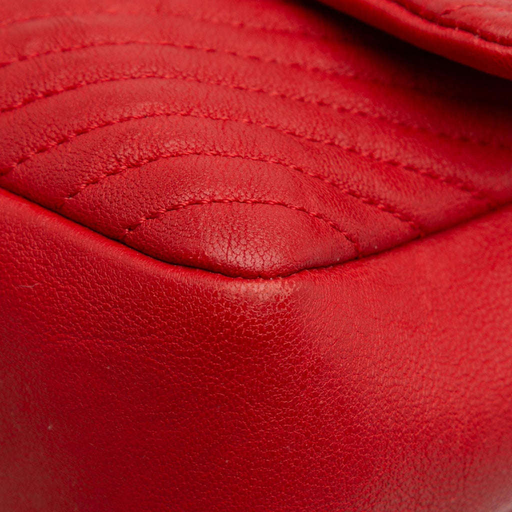 Chanel Medium Wrinkled Lambskin Chevron Medallion Flap (SHG-qDeD9g)