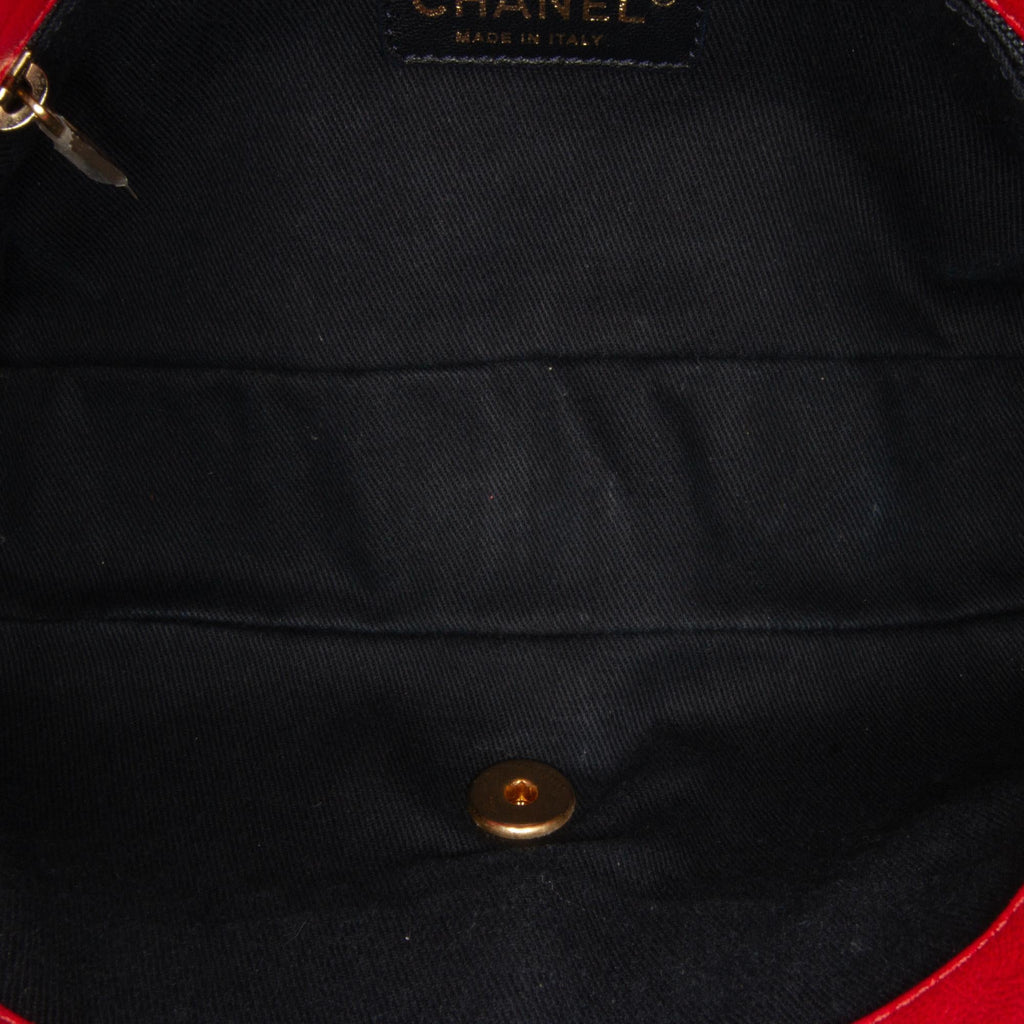 Chanel Medium Wrinkled Lambskin Chevron Medallion Flap (SHG-qDeD9g)