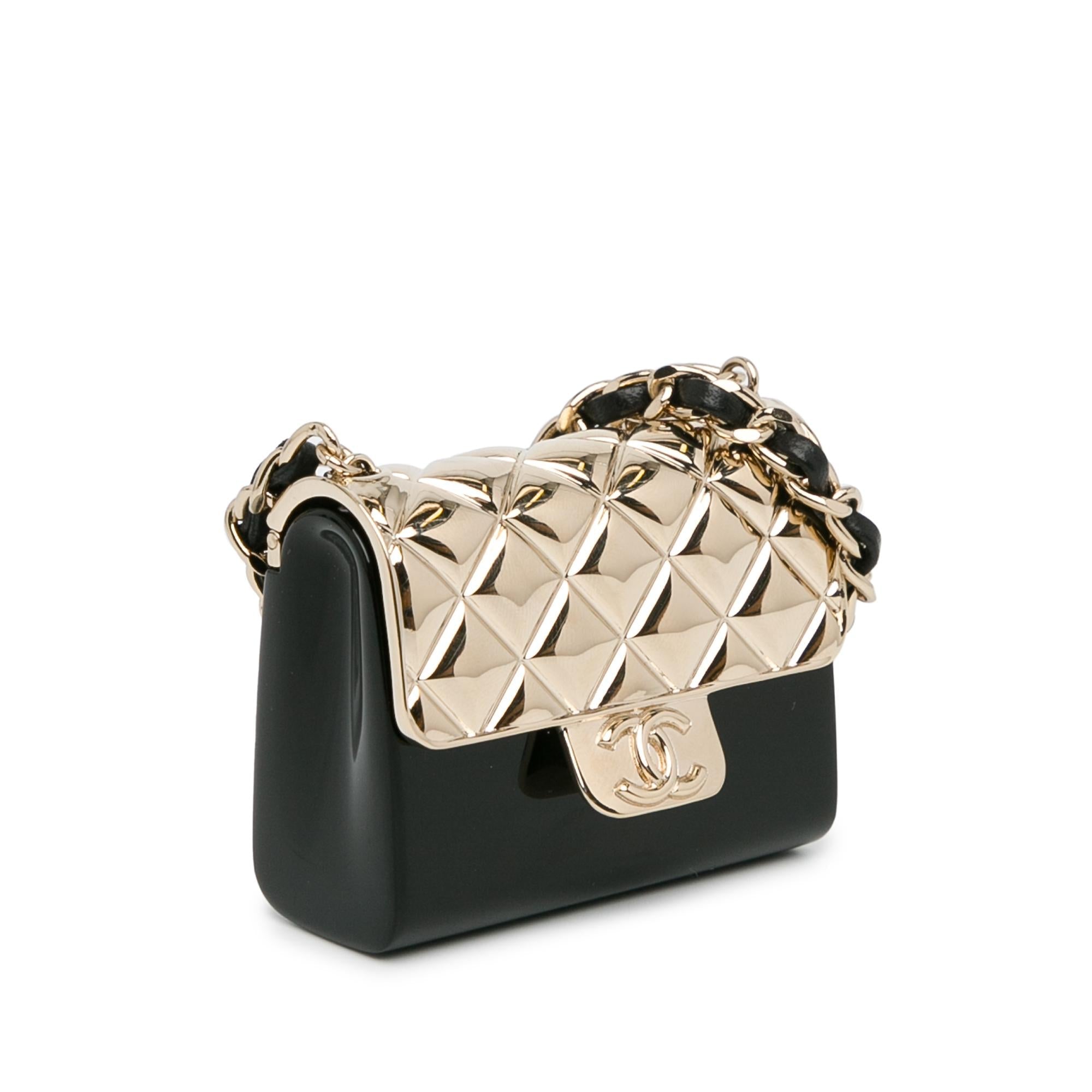 Chanel Metal And Resin Chain Flap Pendant Necklace (SHG-E4qmNQ)