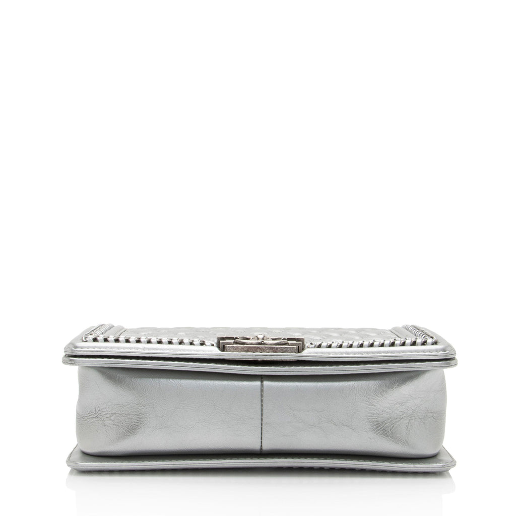 Chanel Metallic Aged Calfskin Chain Top Handle Medium Boy Bag (SHF-RO5g92)