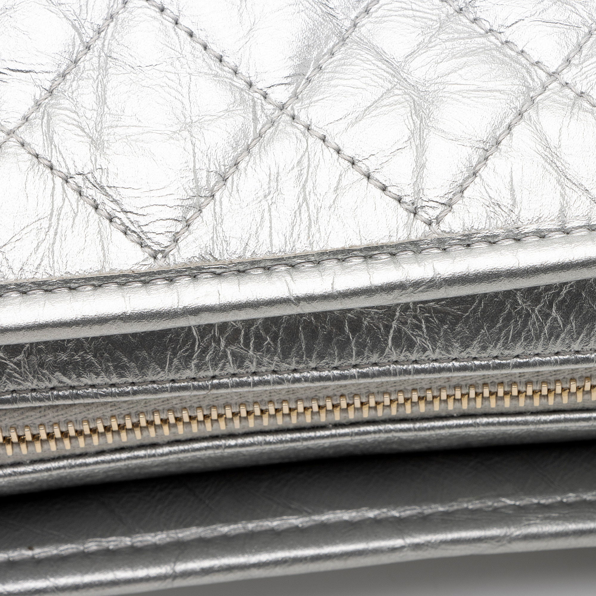 Chanel Metallic Aged Calfskin Gabrielle Medium Hobo (SHF-RJhsNR)