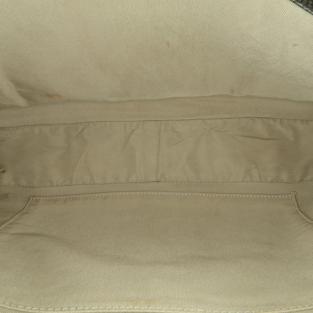 Chanel Metallic Caviar Grand Shopping Tote (SHG-ZLtc4Q)
