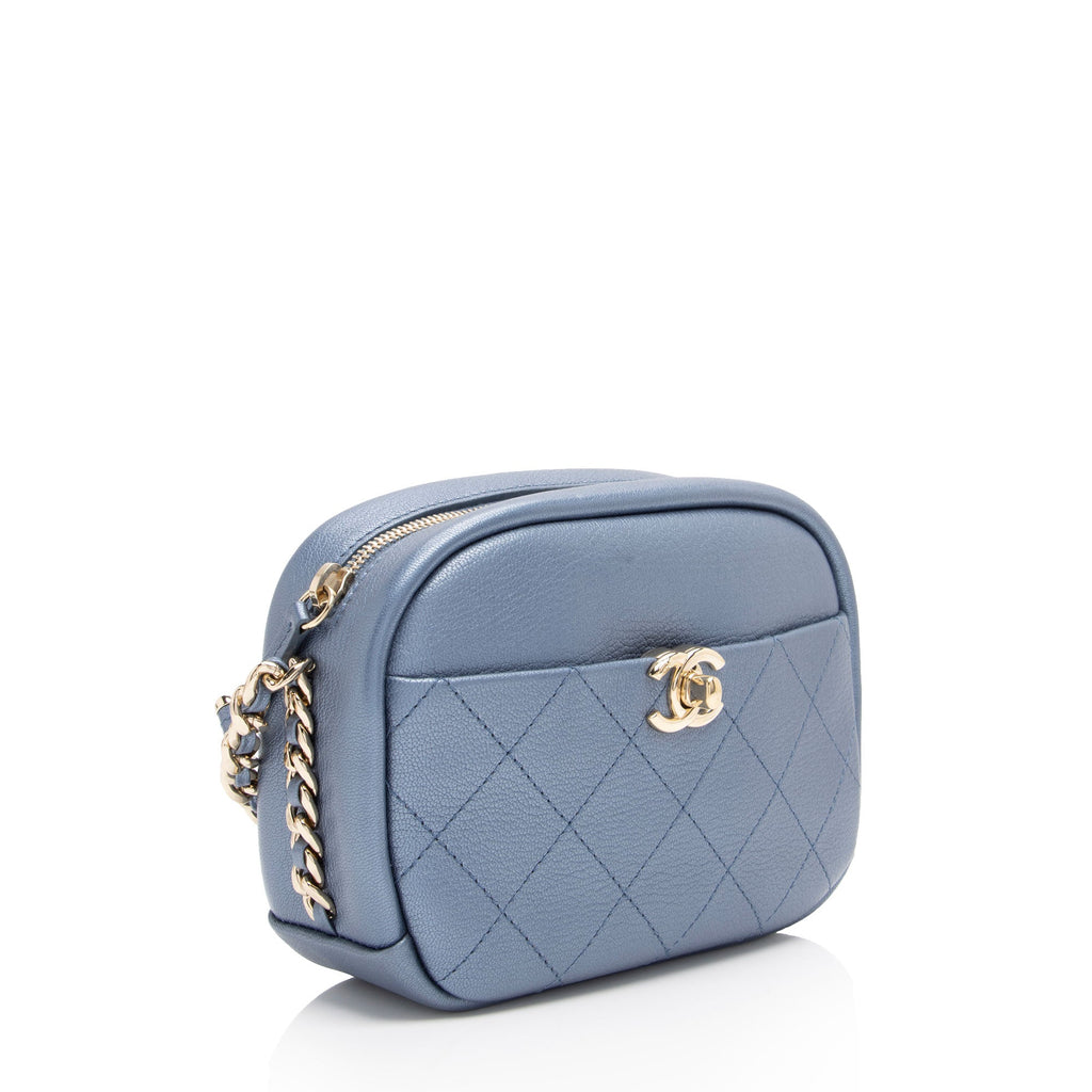 Chanel Metallic Goatskin Casual Trip Camera Bag (SHF-jQIRUc)