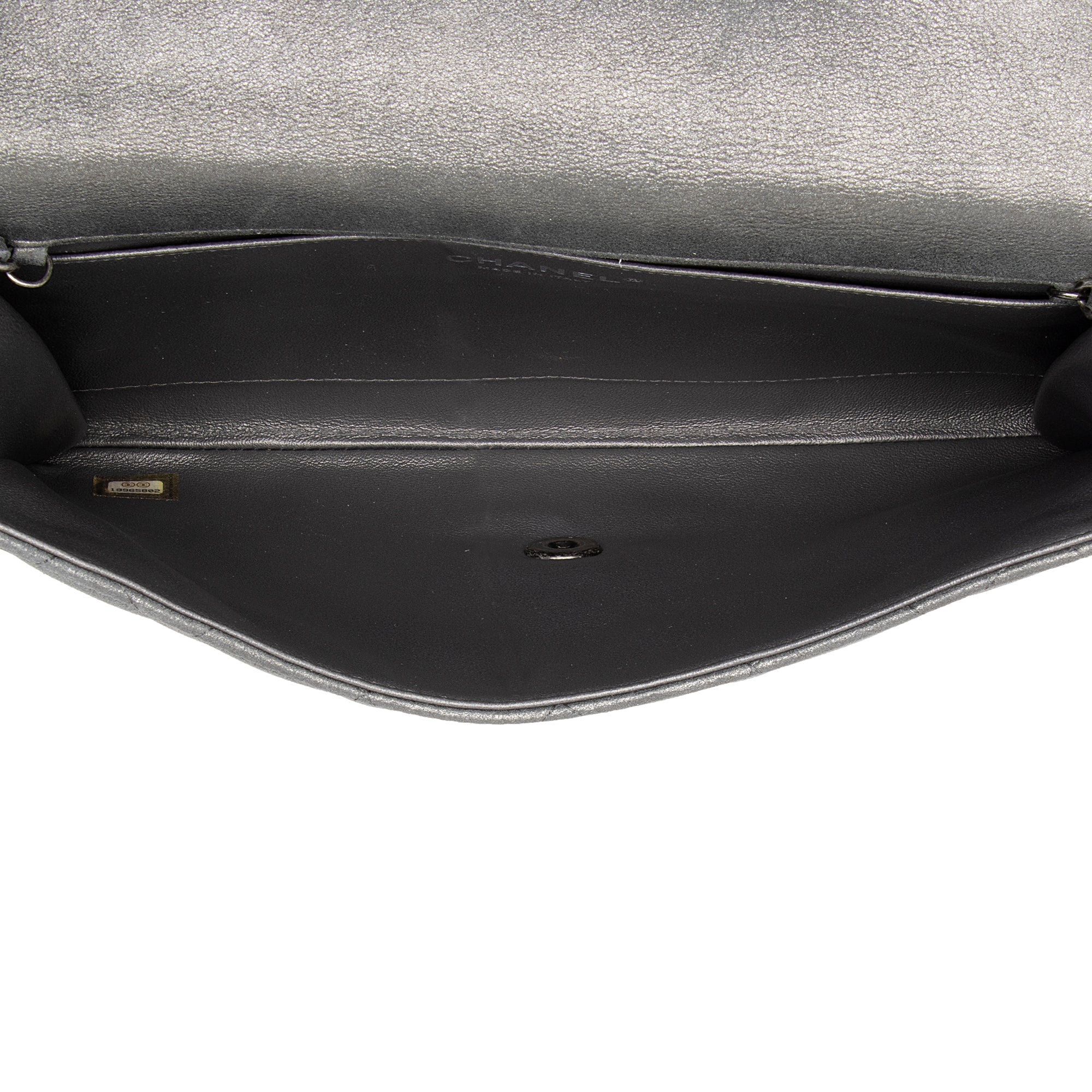 Chanel Metallic Lambskin Flap Clutch on Chain (SHF-bJM9yK)