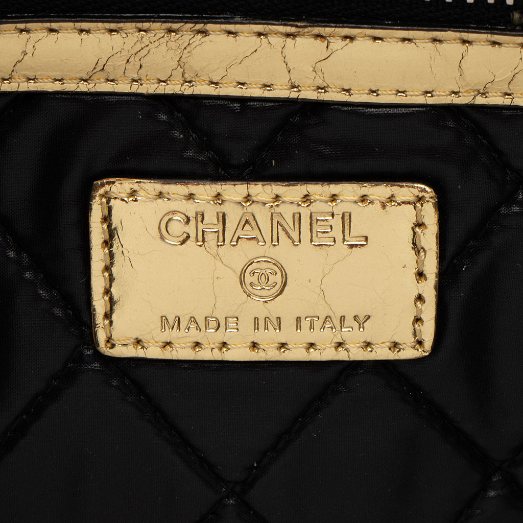 Chanel Metallic Lambskin Je Ne Suis Pas En Solde Medium Pouch (SHF-SrXVHK)