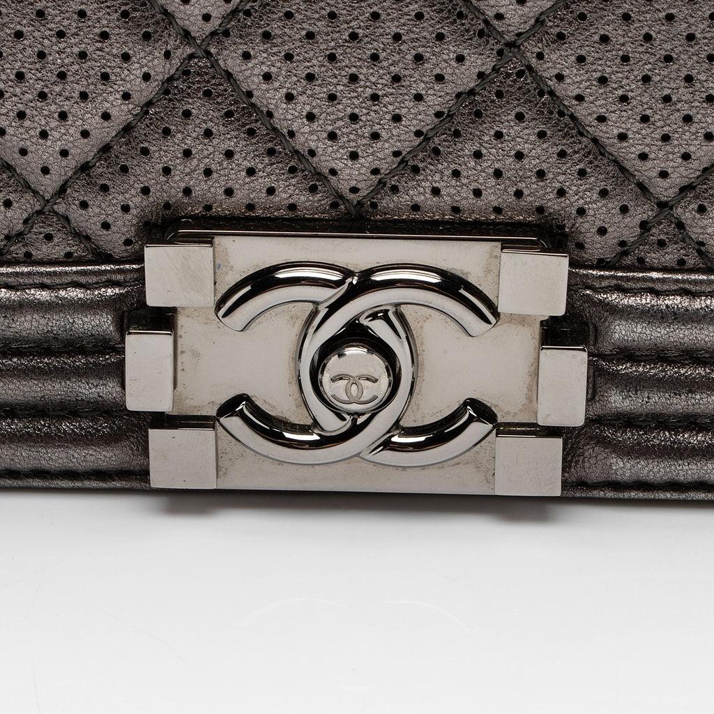 Chanel Metallic Perforated Lambskin New Medium Boy Bag (SHF-hpWTCx)