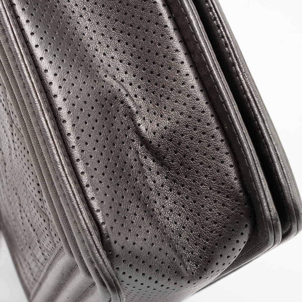 Chanel Metallic Perforated Lambskin New Medium Boy Bag (SHF-hpWTCx)