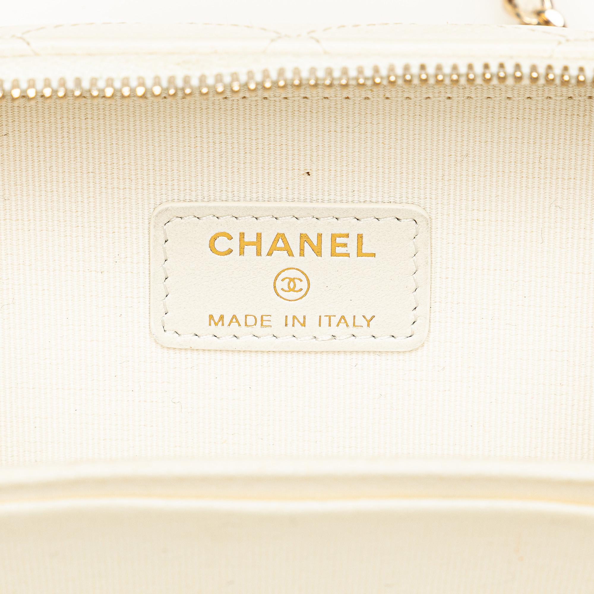 Chanel Mini CC Caviar Top Handle Vanity Case (SHG-OVqtf0)