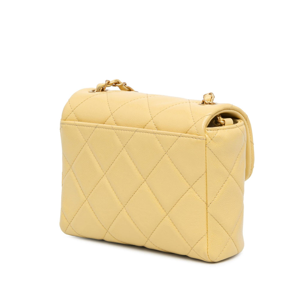 Chanel Mini CC Quilted Caviar Flap (SHG-ROmbk9)