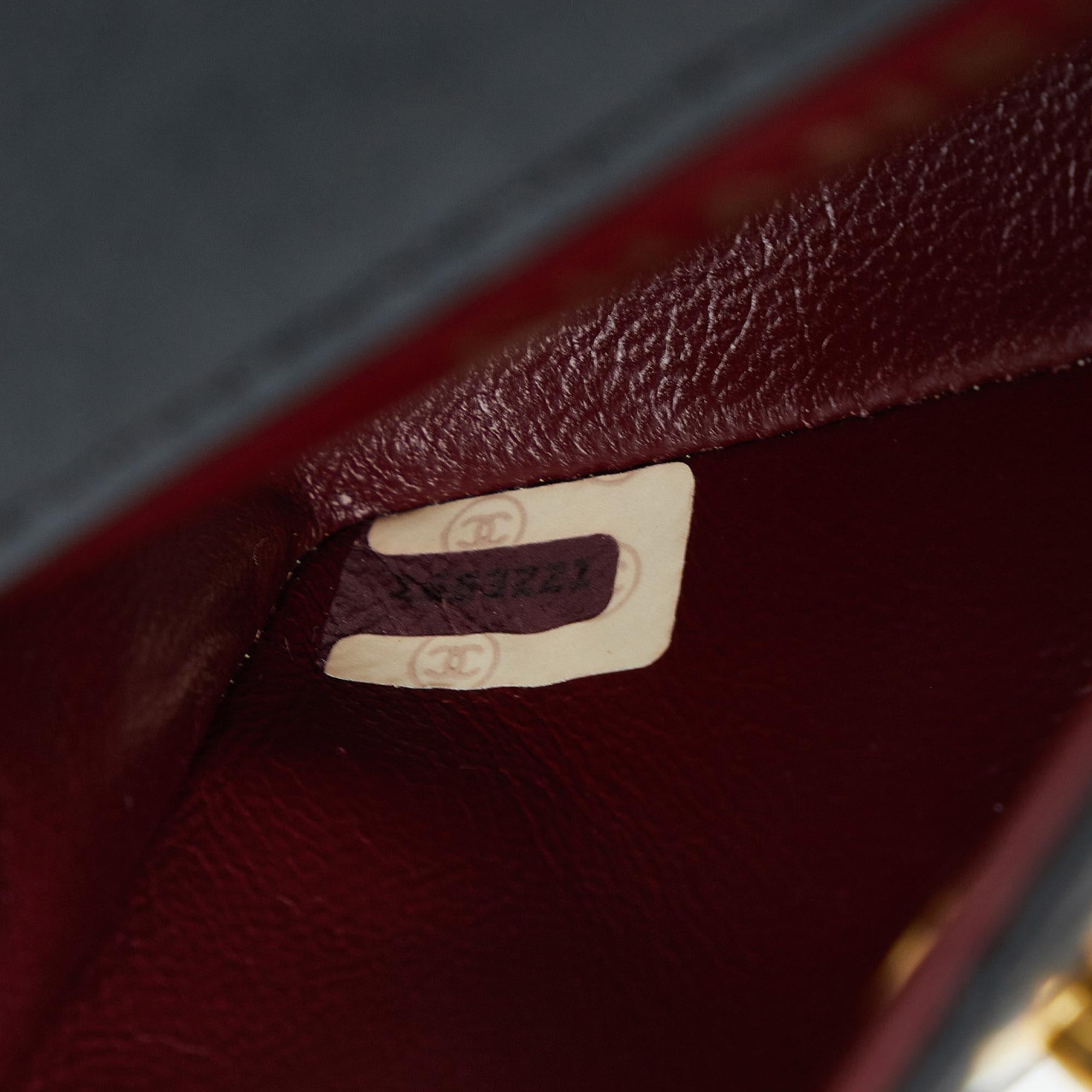 Chanel Mini CC Quilted Lambskin Flap (SHG-vKkjGB)