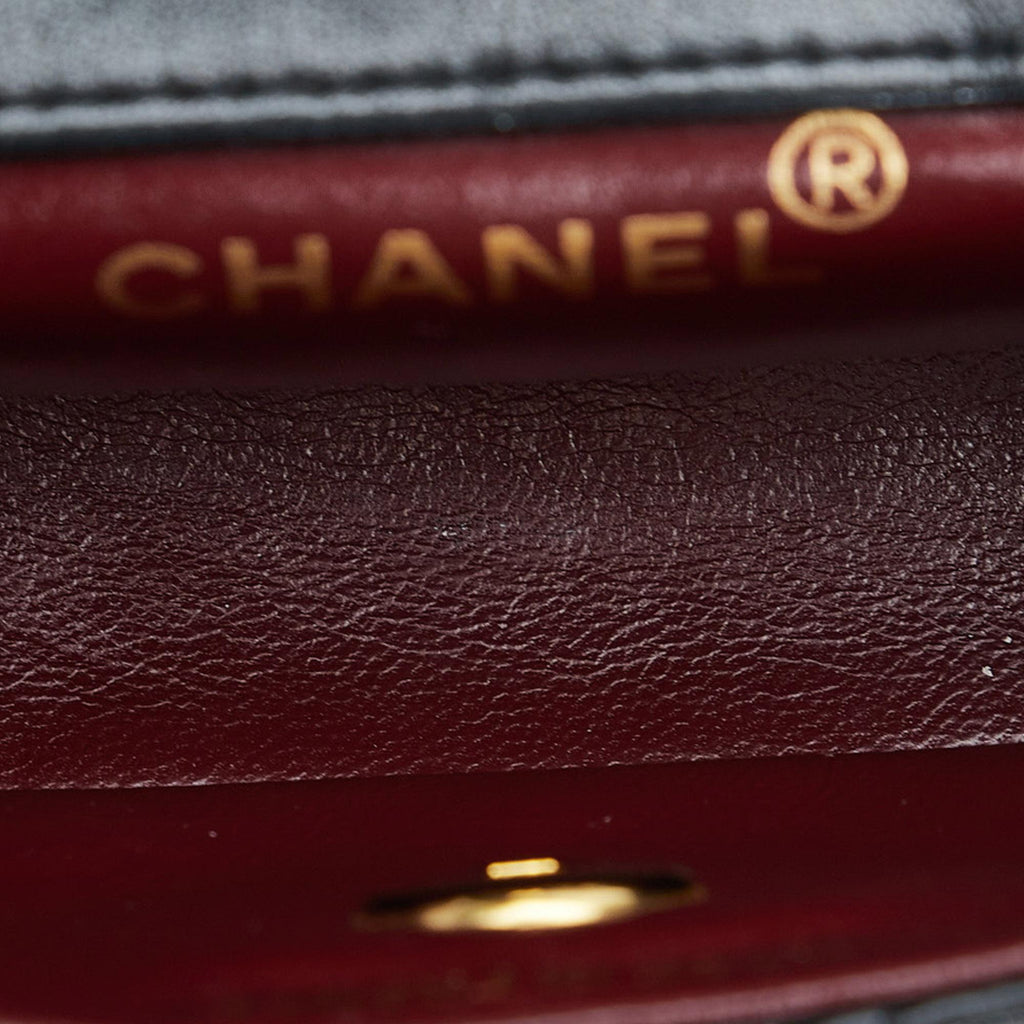 Chanel Mini CC Quilted Lambskin Flap (SHG-vKkjGB)