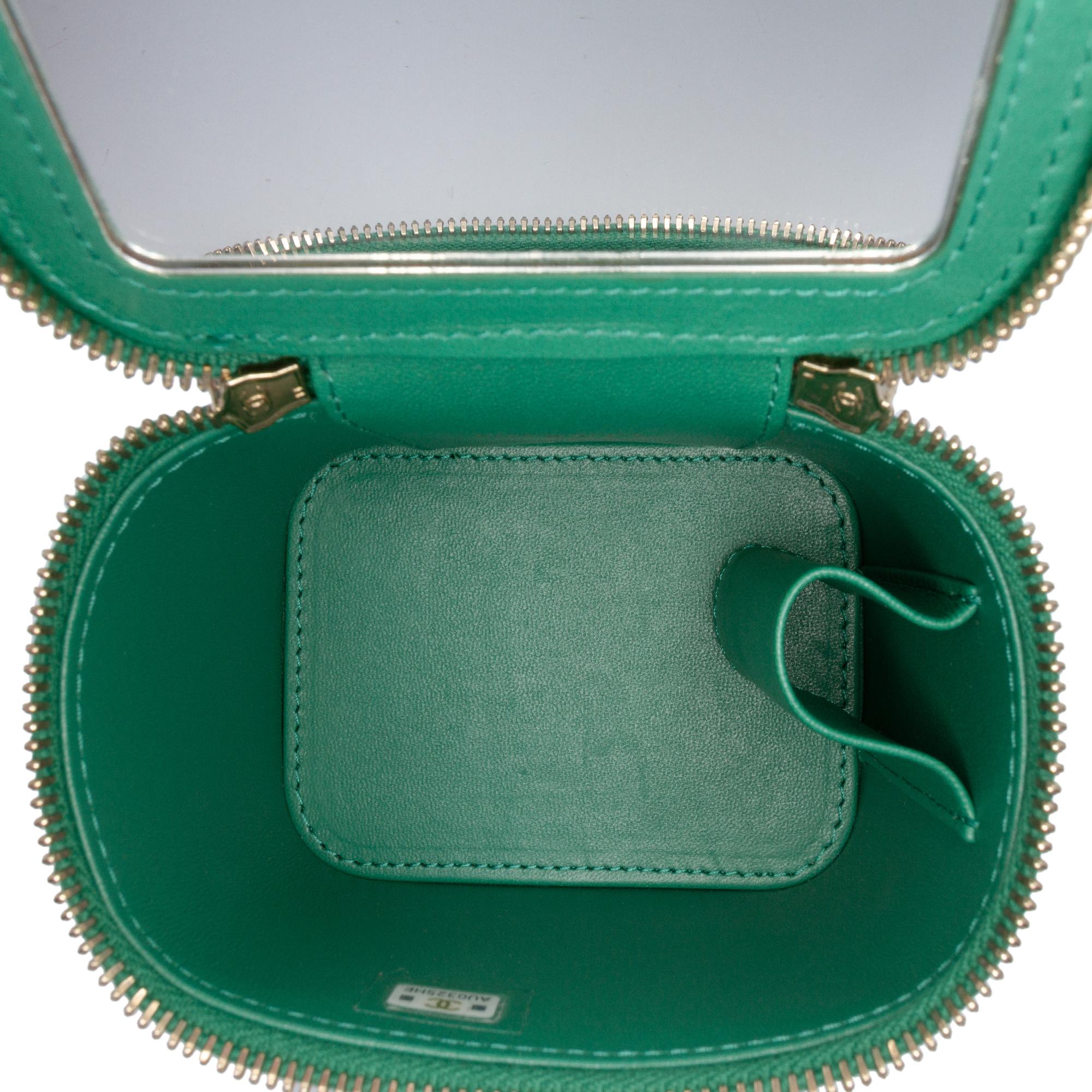 Chanel Mini CC Quilted Lambskin Top Handle Vanity Case With Chain