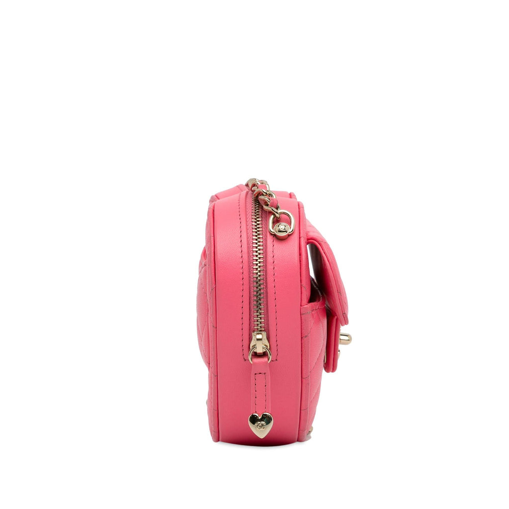 Chanel Mini CC in Love Heart Crossbody Bag (SHG-0Qf4HI)