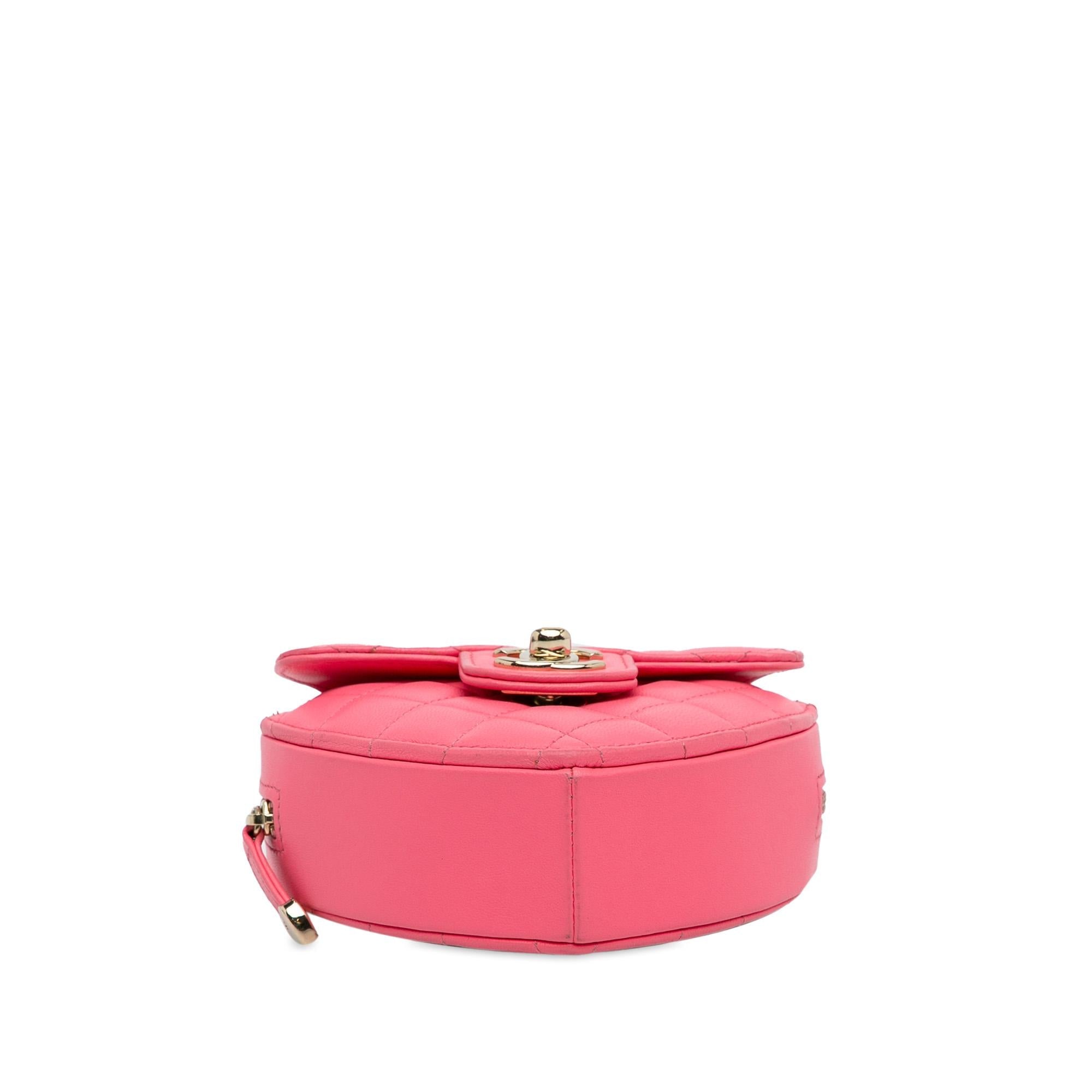 Chanel Mini CC in Love Heart Crossbody Bag (SHG-0Qf4HI)