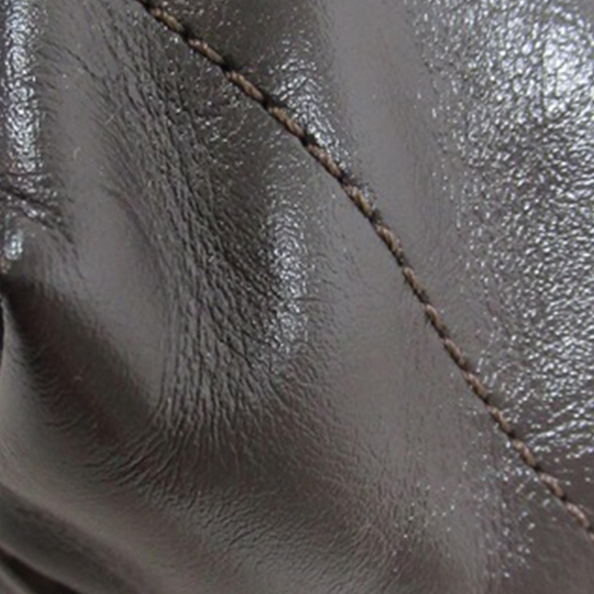 Chanel Mini Calfskin 22 Satchel (SHG-6zESvW)