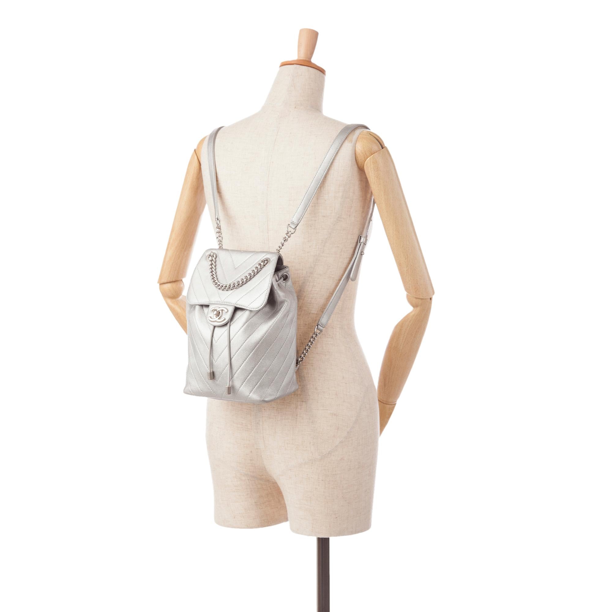 Chanel Mini Calfskin Coco Flap Backpack (SHG-XXbjg4)