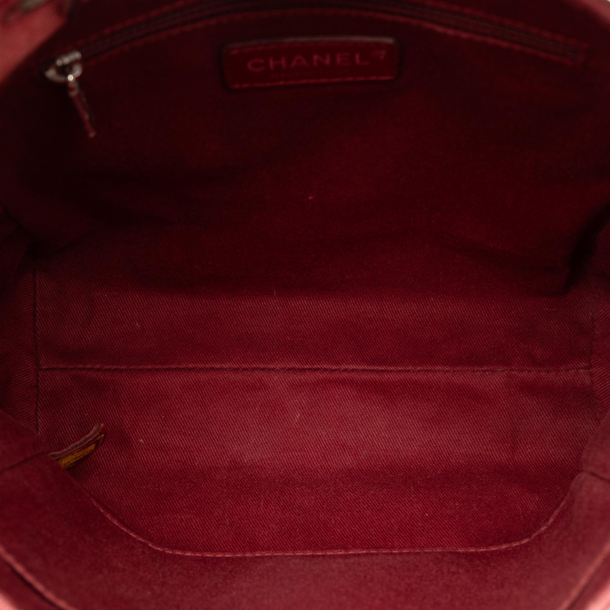 Chanel Mini Canvas Deauville Tote (SHG-SUS6M3)