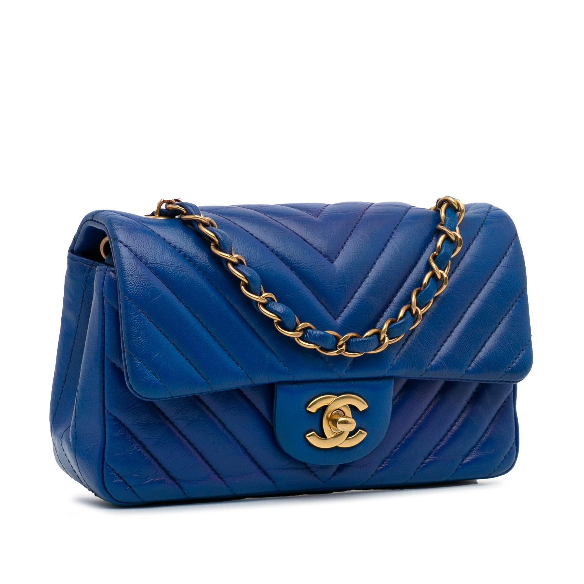 Chanel Mini Chevron Quilted Lambskin Rectangular Flap Bag (SHG-S3wMjz)