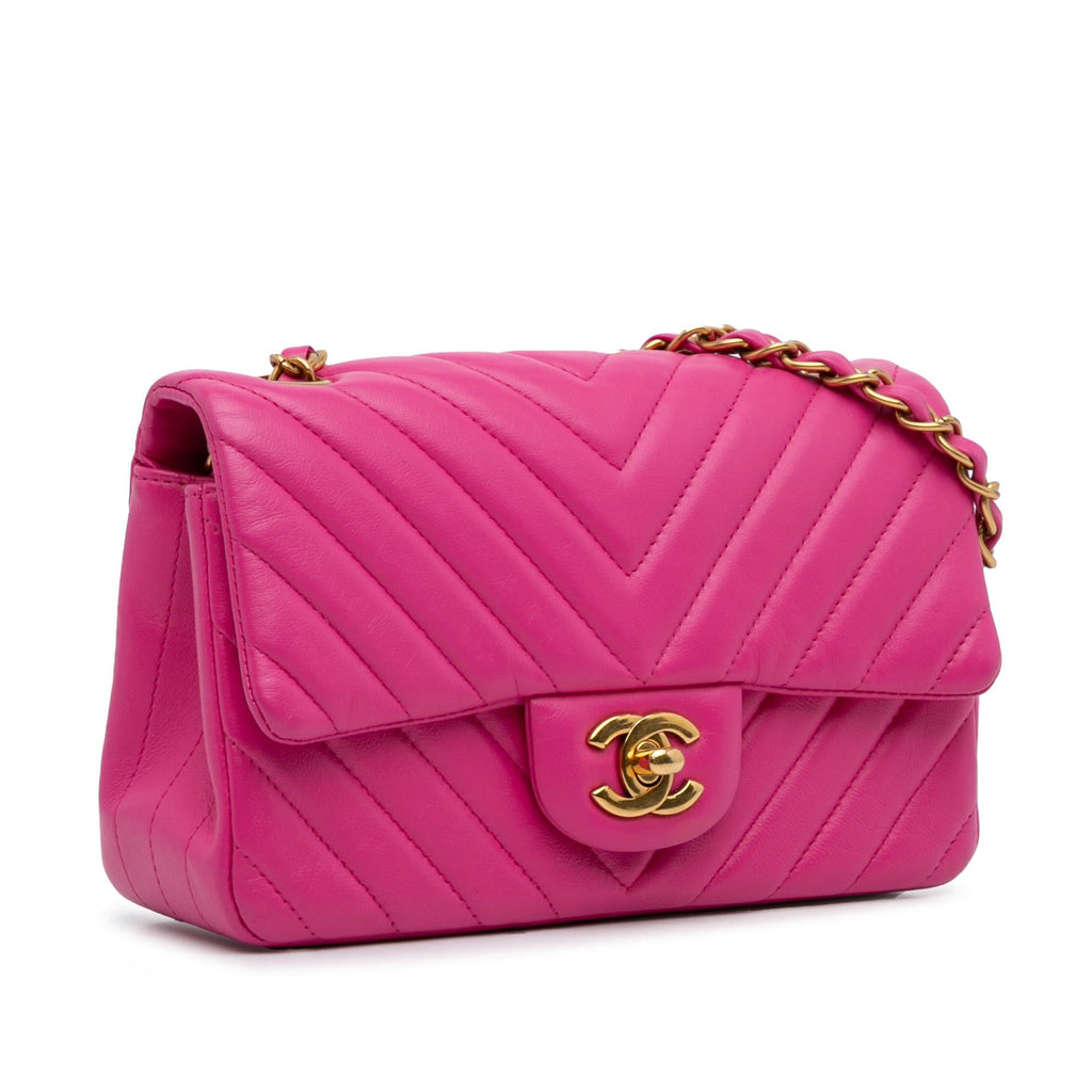 Chanel Mini Chevron Quilted Lambskin Rectangular Flap (SHG-nY0kHq)
