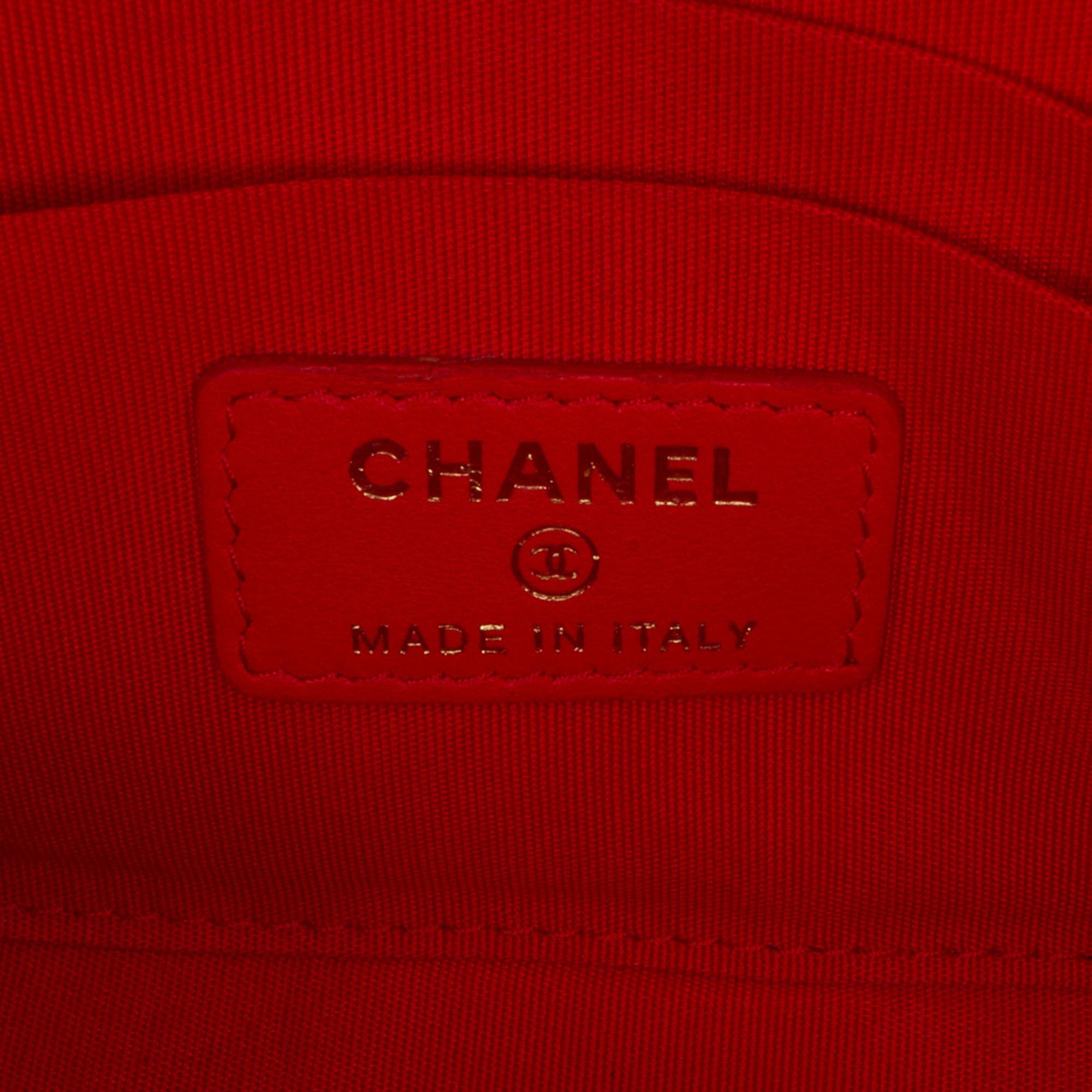 Chanel Mini Chevron Quilted Lambskin Trendy CC Chain Wallet (SHG-KVql9W)