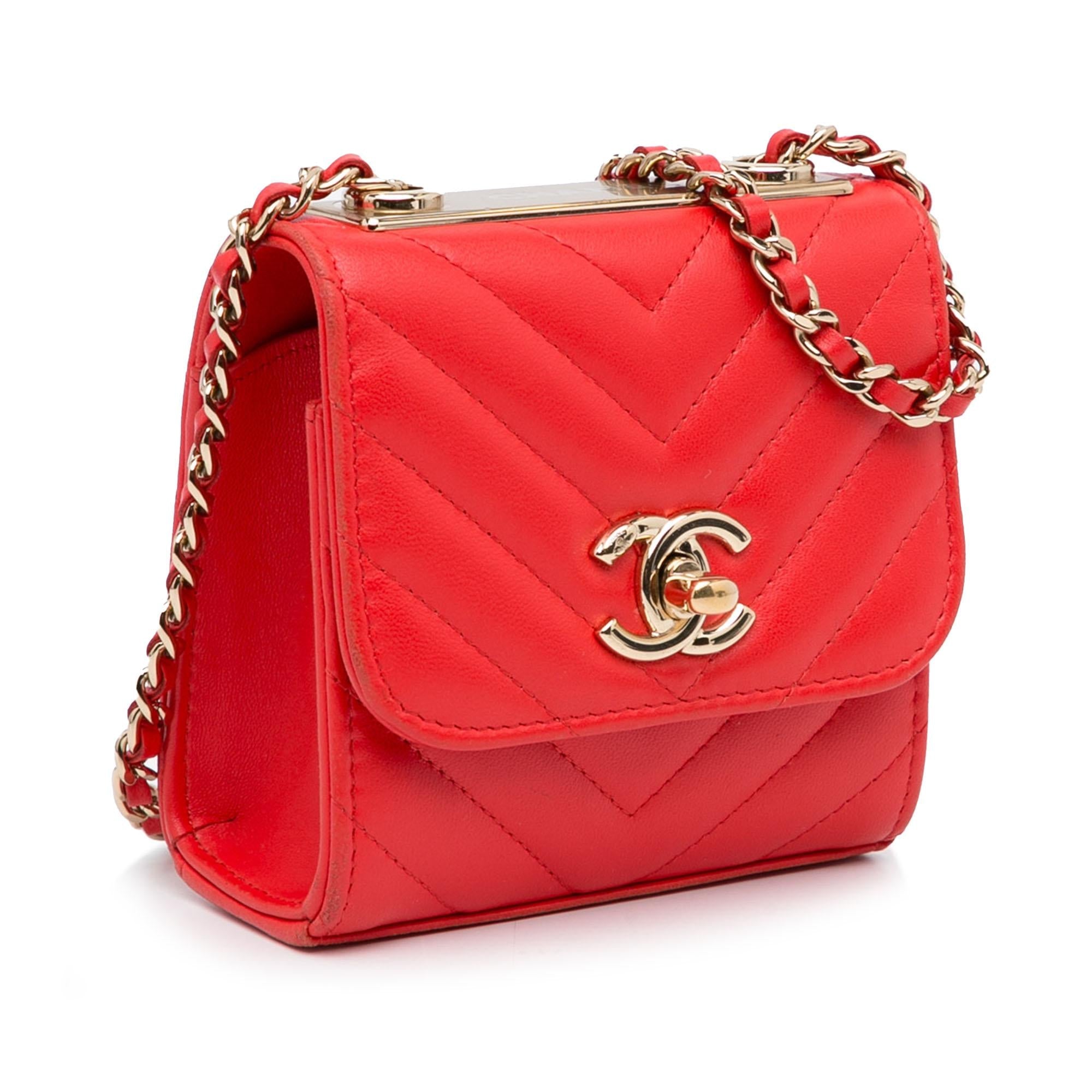 Chanel Mini Chevron Quilted Lambskin Trendy CC Chain Wallet (SHG-9U0SK0)