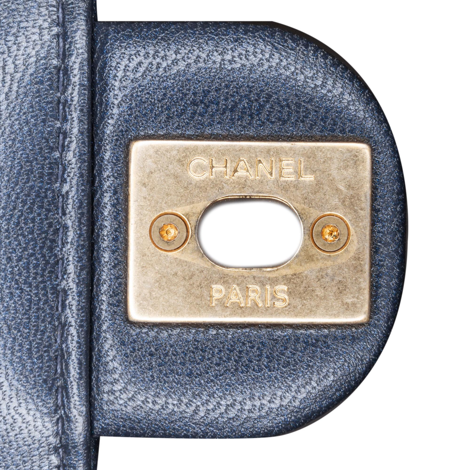 Chanel Mini Chic Pearls Crossbody (SHG-rcMm8Z)