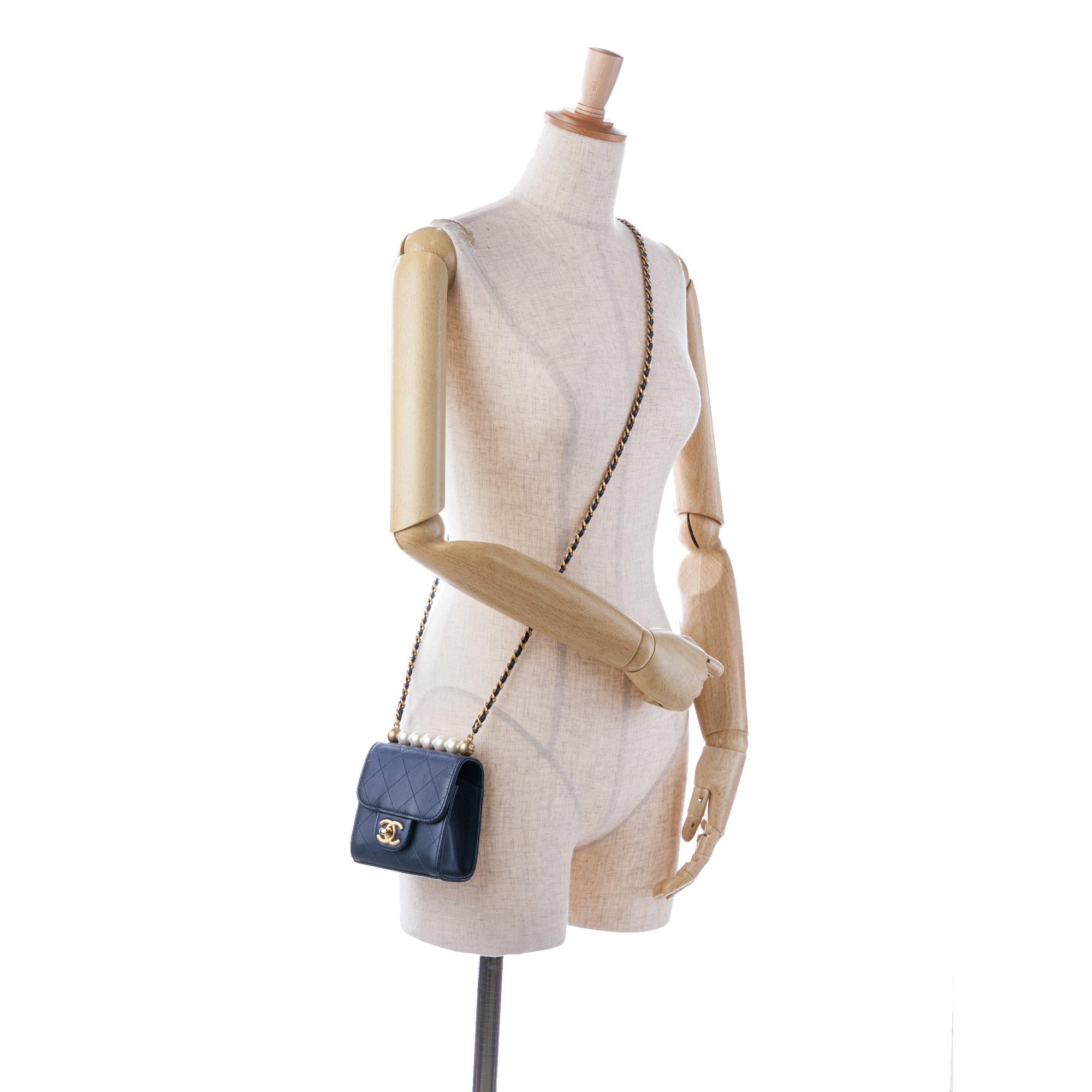 Chanel Mini Chic Pearls Crossbody (SHG-rcMm8Z)
