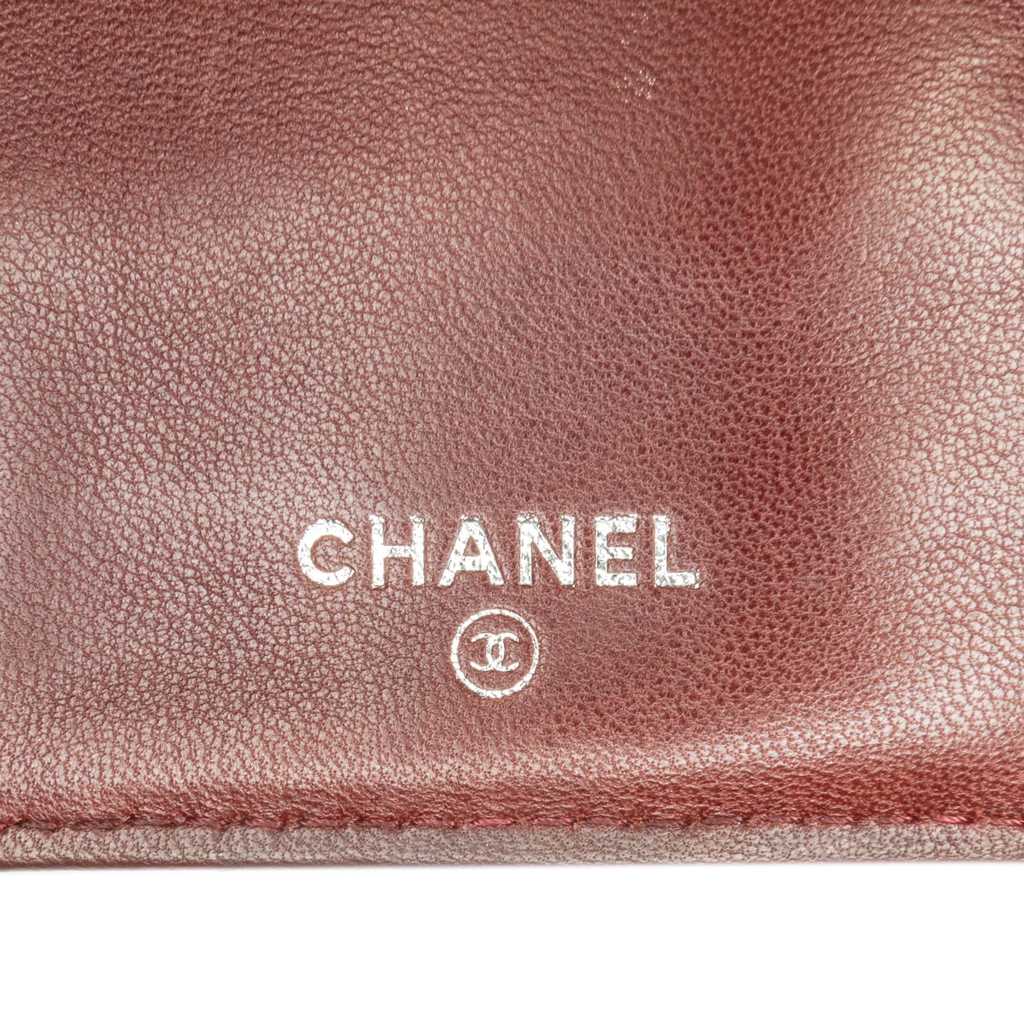 Chanel Mini Classic Caviar Flap Wallet on Chain (SHG-oPUFCl)
