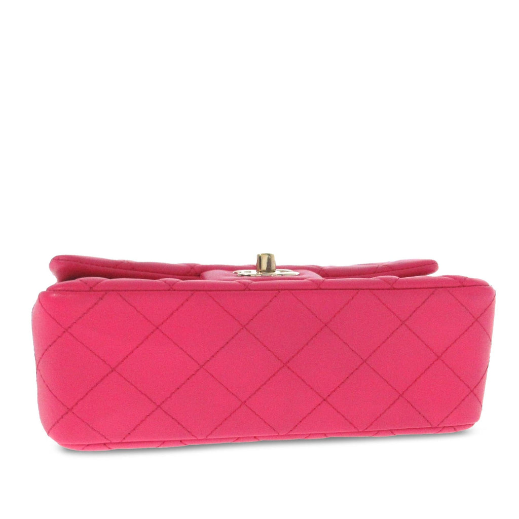 Chanel Mini Classic Lambskin Rectangular Single Flap (SHG-xTQk8y)