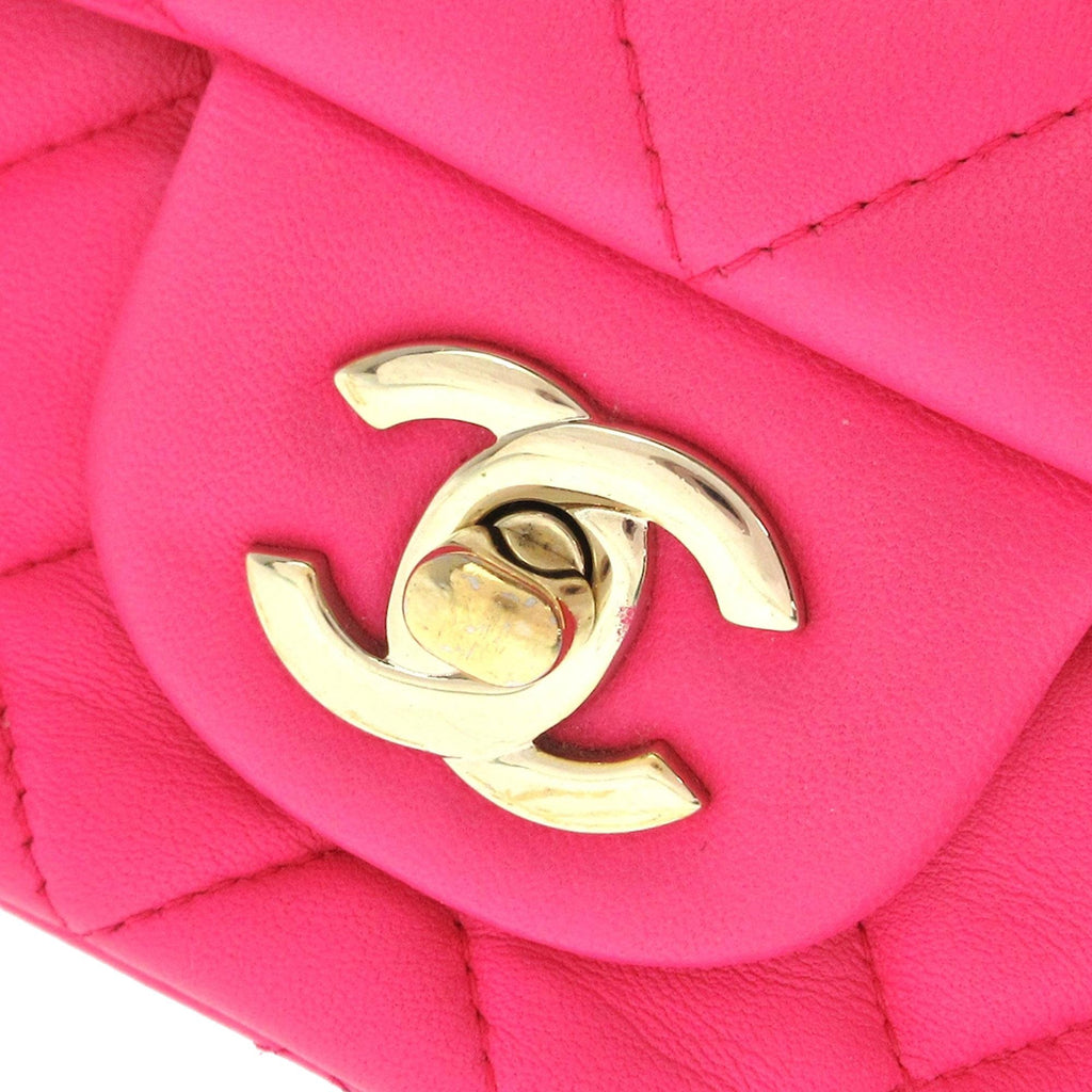 Chanel Mini Classic Lambskin Rectangular Single Flap (SHG-xTQk8y)