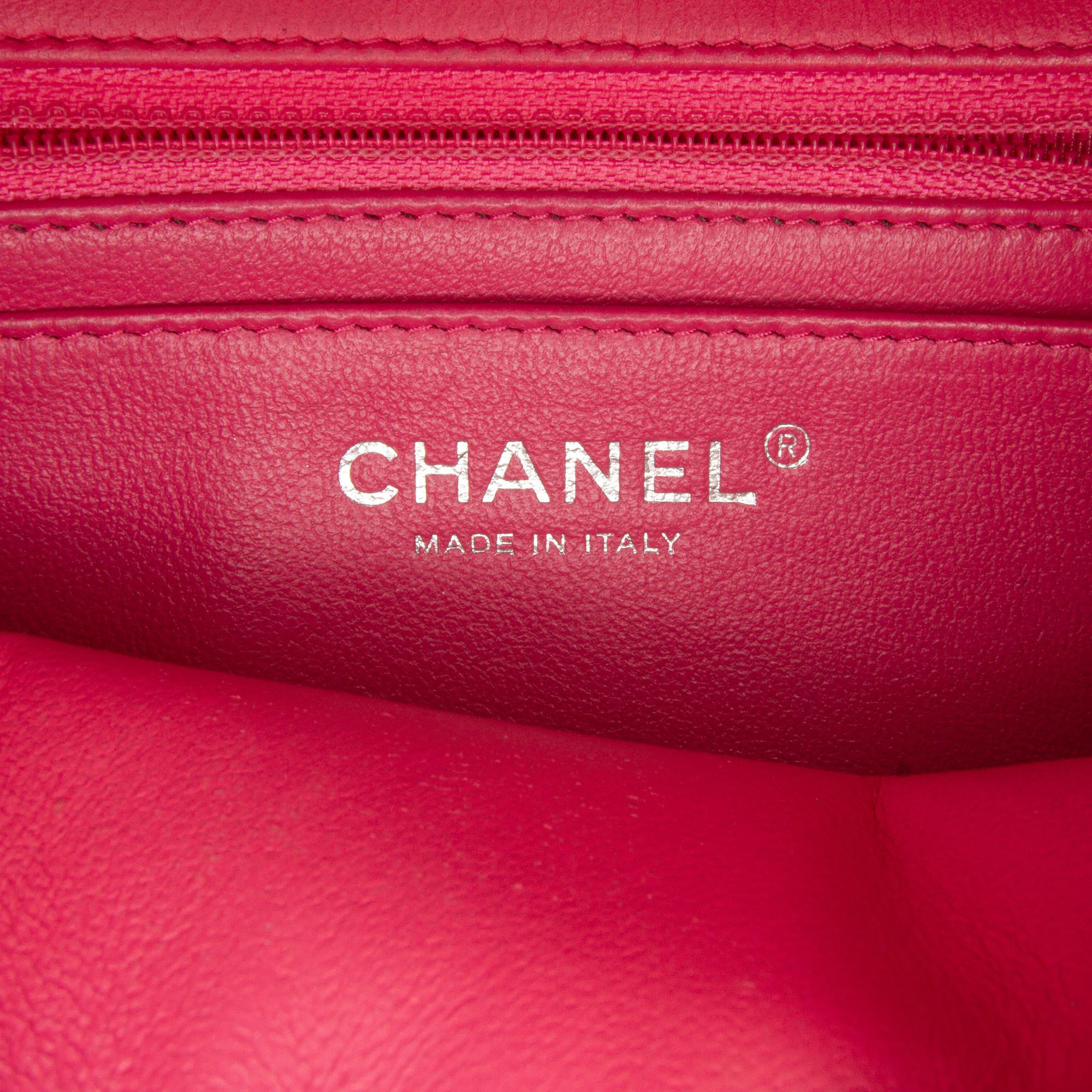 Chanel Mini Classic Lambskin Square Single Flap (SHG-w1g0FJ)