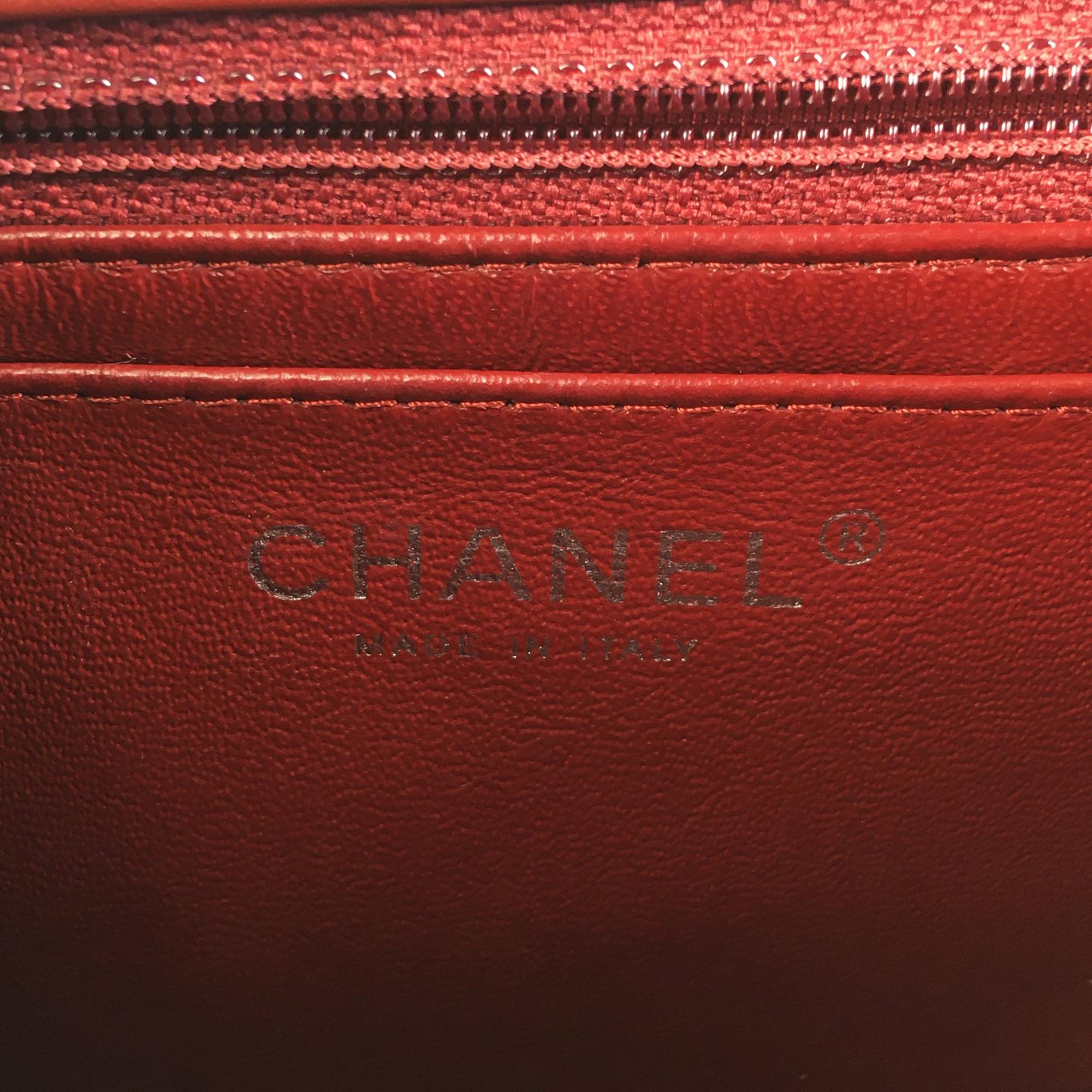 Chanel Mini Classic Patent Rectangular Single Flap (SHG-PHzGTi)