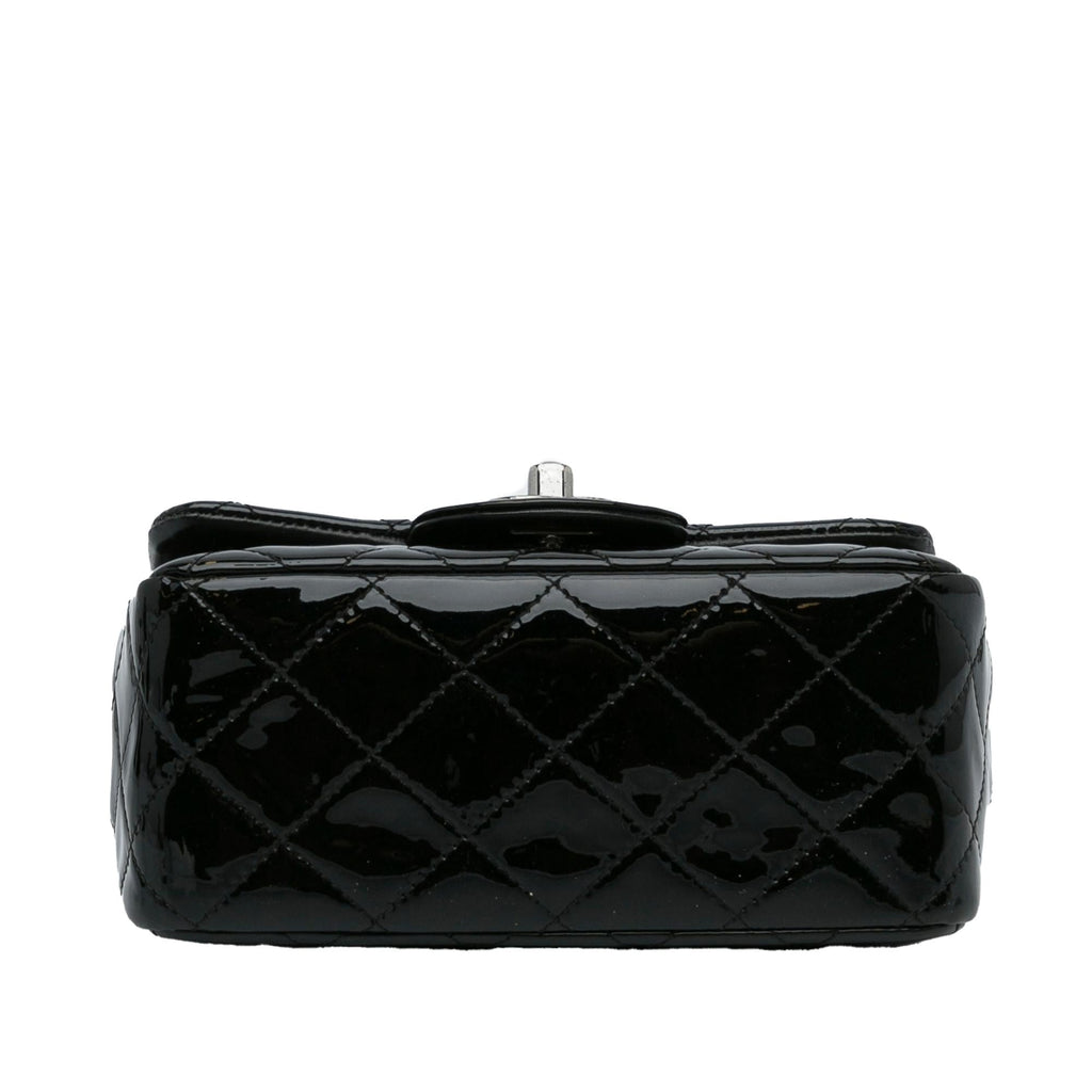 Chanel Mini Classic Square Patent Single Flap (SHG-rUMkrs)