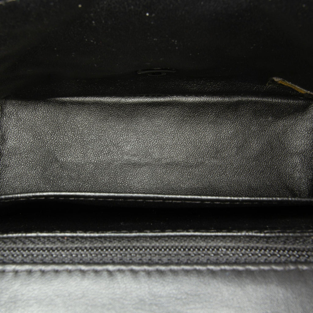 Chanel Mini Classic Square Patent Single Flap (SHG-rUMkrs)