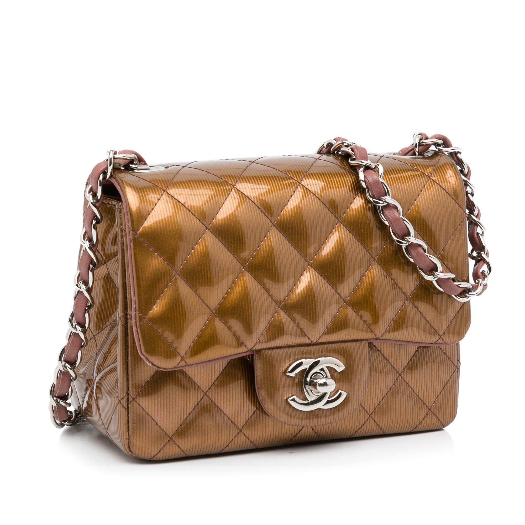 Chanel Mini Classic Square Patent Single Flap (SHG-nmtI7p)